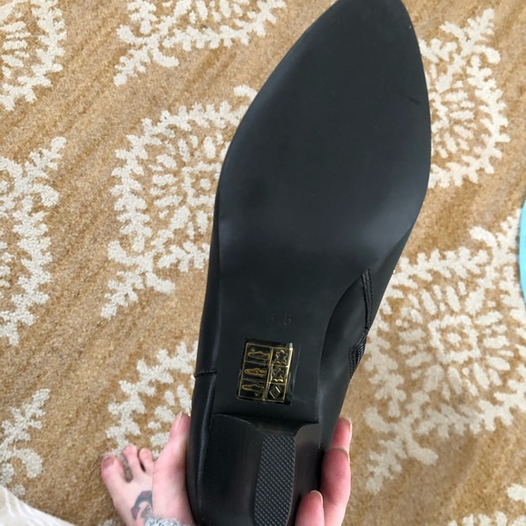 New and never worn out J Campbell Benatar booties! - Picture 7 of 8